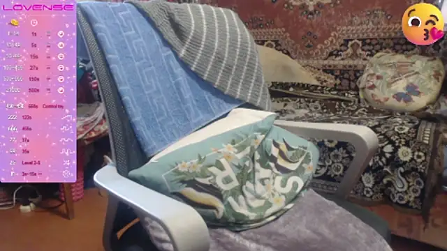 Snapshot of sweetbbabe chatting on October 30, 2025, 1:53 pm sweetbbabe online show from October 30, 2025, 1:53 pm