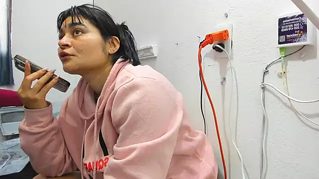 andreita trujillos online show from February 13, 2026, 3:45 pm