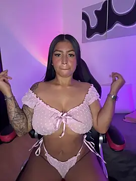 meganjames1 online show from July 1, 2026, 12:11 am