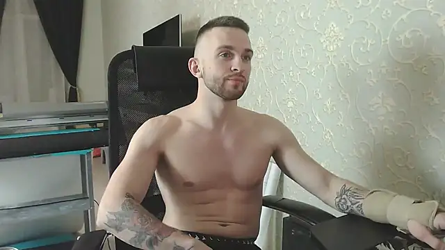 Snapshot of Marselle_Laker chatting on November 28, 2025, 11:49 pm Marselle Laker online show from November 28, 2025, 11:49 pm