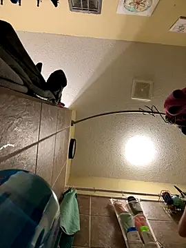 Snapshot of spunlikecottoncandy chatting on October 15, 2025, 5:43 pm spunlikecottoncandy online show from October 15, 2025, 5:43 pm