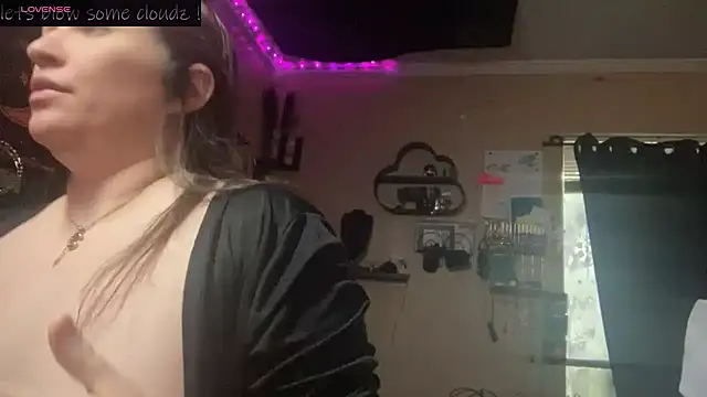 spunlikecottoncandy online show from June 19, 2026, 10:36 pm