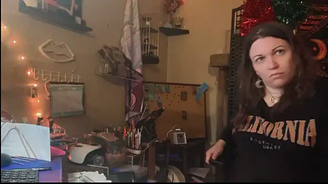 Snapshot of spunlikecottoncandy chatting on December 4, 2025, 3:33 pm spunlikecottoncandy online show from December 4, 2025, 3:33 pm