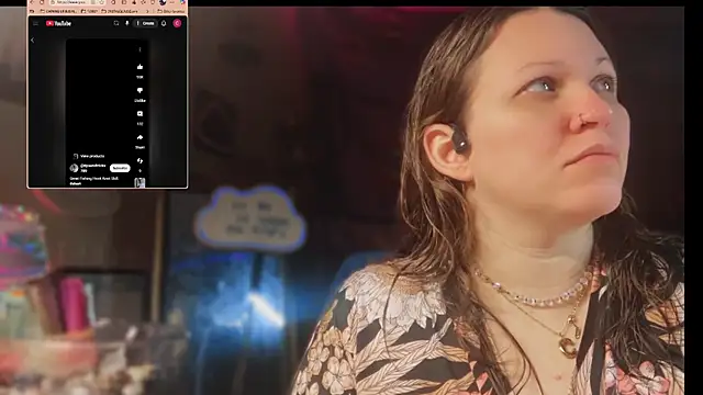 Snapshot of spunlikecottoncandy chatting on October 4, 2025, 10:22 pm spunlikecottoncandy online show from October 4, 2025, 10:22 pm