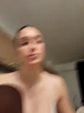 moniqque online show from November 6, 2025, 7:40 pm