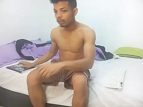 Snapshot of danidiazto2023 chatting on February 13, 2025, 8:03 pm danidiazto2023 online show from February 13, 2025, 8:03 pm