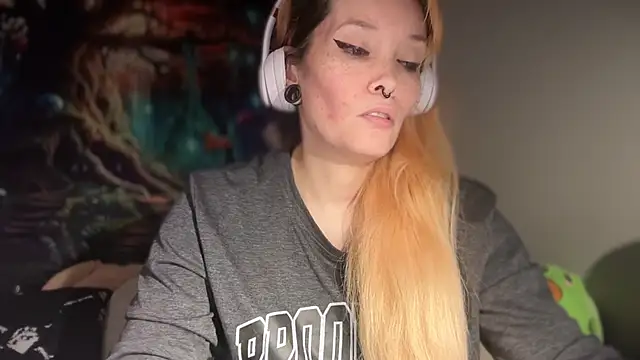 FRRANNKIE online show from March 29, 2026, 9:38 pm