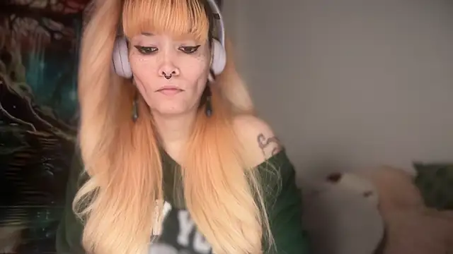 FRRANNKIE online show from March 2, 2026, 7:54 pm