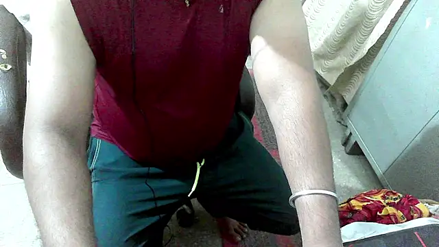 rentarob online show from December 17, 2025, 5:07 pm