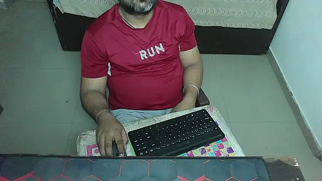 Snapshot of rentarob chatting on April 21, 2026, 3:07 pm rentarob online show from April 21, 2026, 3:07 pm
