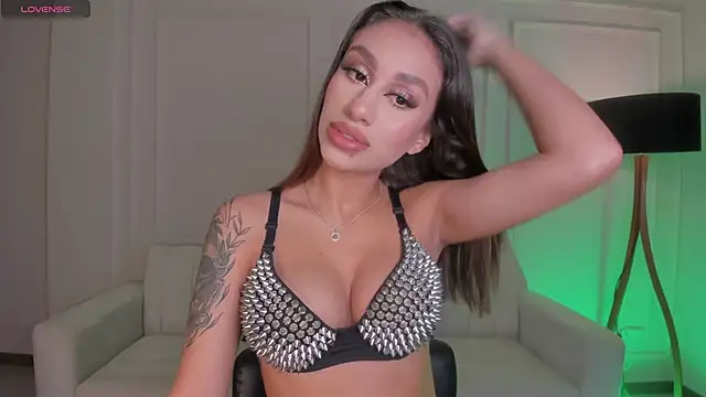 Snapshot of DannaCruz chatting on March 3, 2025, 6:46 pm DannaCruz online show from March 3, 2025, 6:46 pm