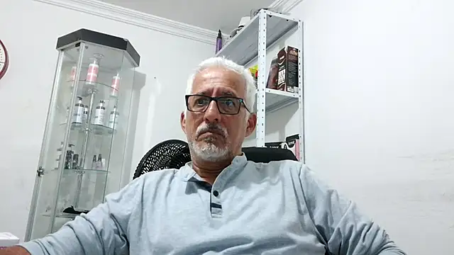 Snapshot of cenizo10124 chatting on November 14, 2025, 1:09 am cenizo10124 online show from November 14, 2025, 1:09 am