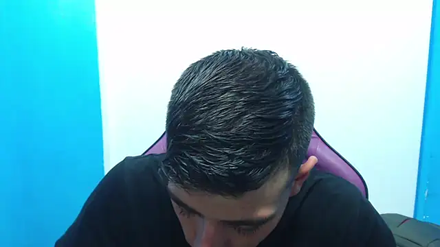 Snapshot of DEIBY_BABY chatting on March 4, 2025, 11:00 pm DEIBY BABY online show from March 4, 2025, 11:00 pm