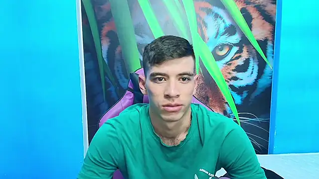 Snapshot of DEIBY_BABY chatting on March 8, 2025, 12:44 am DEIBY BABY online show from March 8, 2025, 12:44 am