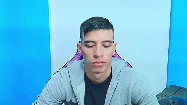 Snapshot of DEIBY_BABY chatting on March 5, 2025, 10:43 pm DEIBY BABY online show from March 5, 2025, 10:43 pm