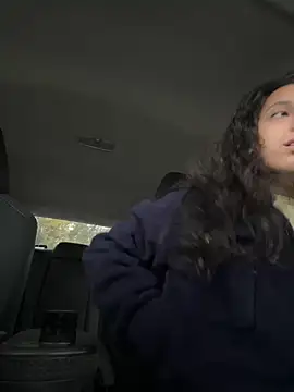 Natur4lBeautyb33 online show from December 6, 2024, 10:02 pm