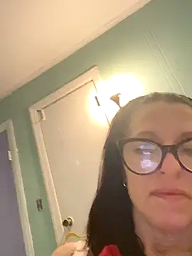 Snapshot of DominiqueX0 chatting on November 16, 2025, 7:24 am DominiqueX0 online show from November 16, 2025, 7:24 am