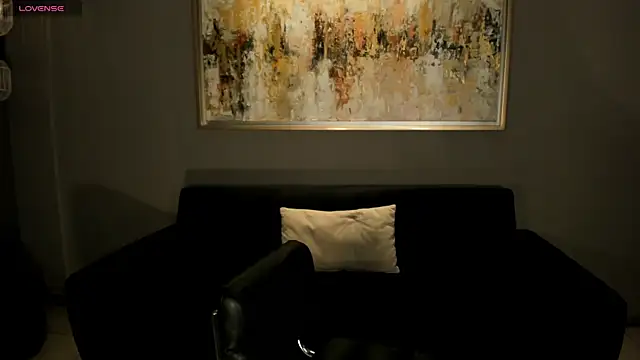 Snapshot of SunnyRivers chatting on January 9, 2026, 6:37 pm SunnyRivers online show from January 9, 2026, 6:37 pm