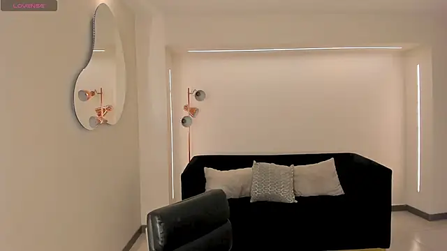 Snapshot of SunnyRivers chatting on March 1, 2026, 11:21 am SunnyRivers online show from March 1, 2026, 11:21 am