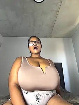 KnockoutBestie online show from December 4, 2024, 9:56 am