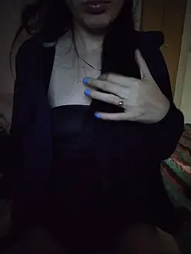 LissaThompsom online show from November 24, 2025, 8:31 pm