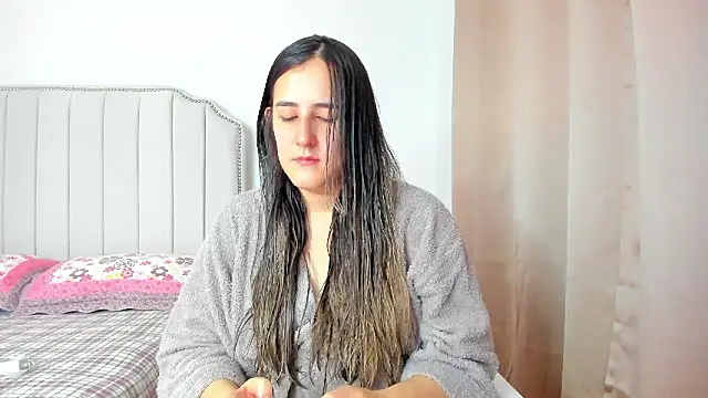 Hanna86 online show from January 8, 2026, 1:17 pm