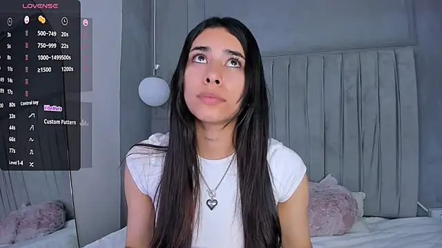 AmyOlimpo online show from March 13, 2025, 9:05 pm