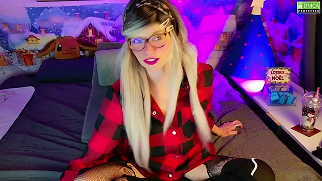 Snapshot of Kittychatte chatting on December 4, 2025, 8:52 pm Kittychatte online show from December 4, 2025, 8:52 pm