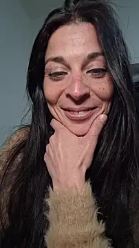 patatinahot87 online show from March 29, 2026, 4:41 pm