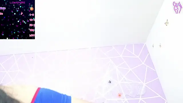 Snapshot of altheamoore chatting on October 31, 2025, 9:11 pm altheamoore online show from October 31, 2025, 9:11 pm