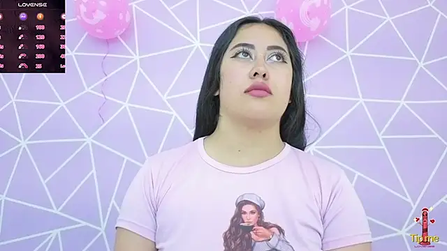 Snapshot of altheamoore chatting on December 2, 2025, 12:44 am altheamoore online show from December 2, 2025, 12:44 am