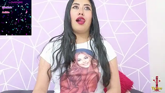 Snapshot of altheamoore chatting on November 7, 2025, 9:30 pm altheamoore online show from November 7, 2025, 9:30 pm