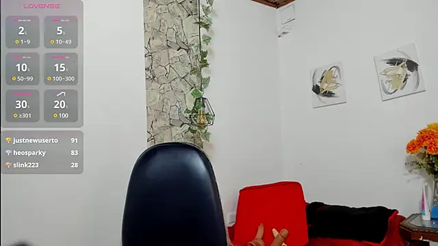 Snapshot of yasmin_goldenst chatting on February 13, 2025, 2:12 am yasmin goldenst online show from February 13, 2025, 2:12 am