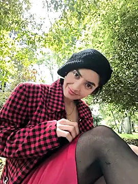 Sam Sara online show from December 3, 2025, 6:07 pm