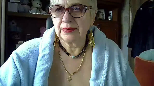 Snapshot of SweetCherry27 chatting on November 14, 2025, 6:28 am SweetCherry27 online show from November 14, 2025, 6:28 am