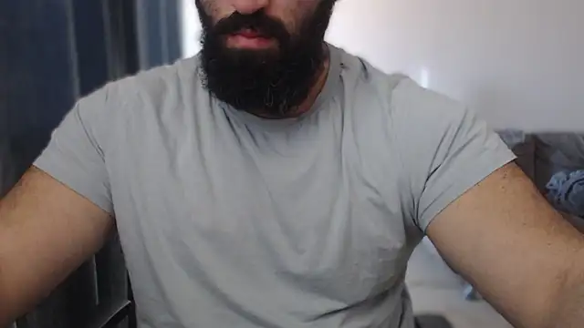 hugemachohandsome online show from November 6, 2025, 9:13 am