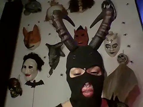 Snapshot of FeticheMacabre chatting on March 9, 2025, 6:28 am FeticheMacabre online show from March 9, 2025, 6:28 am