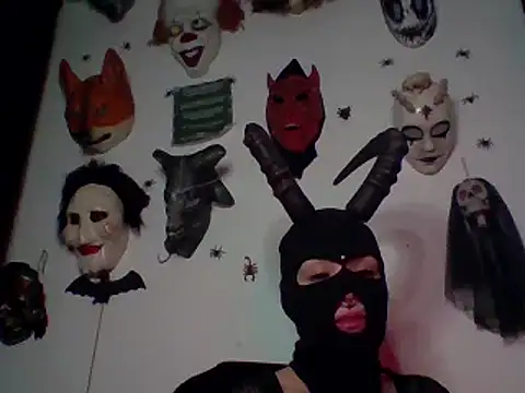 Snapshot of FeticheMacabre chatting on December 4, 2024, 4:37 am FeticheMacabre online show from December 4, 2024, 4:37 am