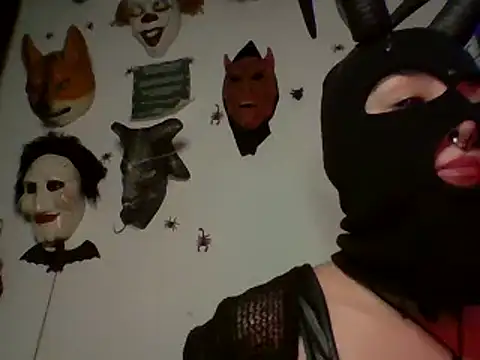 Snapshot of FeticheMacabre chatting on December 7, 2024, 12:36 am FeticheMacabre online show from December 7, 2024, 12:36 am