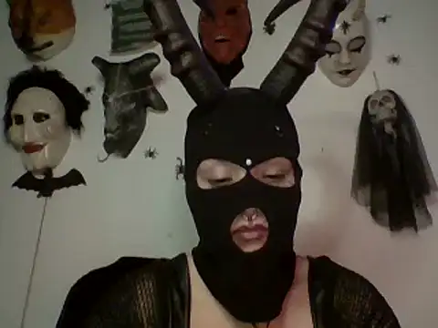 Snapshot of FeticheMacabre chatting on December 7, 2024, 3:42 am FeticheMacabre online show from December 7, 2024, 3:42 am