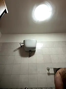 michele1500 online show from December 3, 2025, 4:50 pm