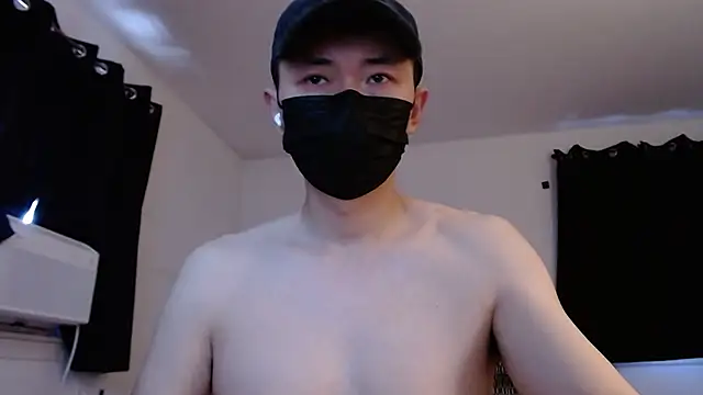 twbobo00715 online show from November 14, 2025, 4:32 pm