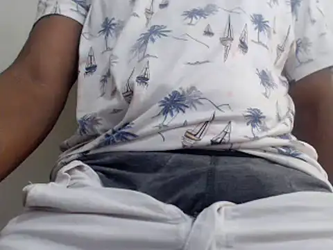 Snapshot of royblackbigpvt chatting on March 10, 2025, 7:18 pm royblackbigpvt online show from March 10, 2025, 7:18 pm