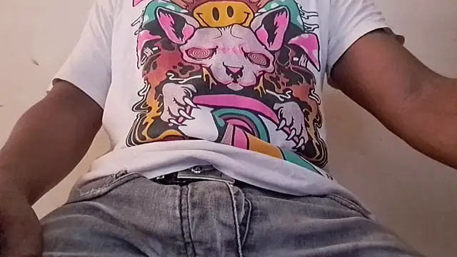 Snapshot of royblackbigpvt chatting on November 11, 2025, 6:14 pm royblackbigpvt online show from November 11, 2025, 6:14 pm