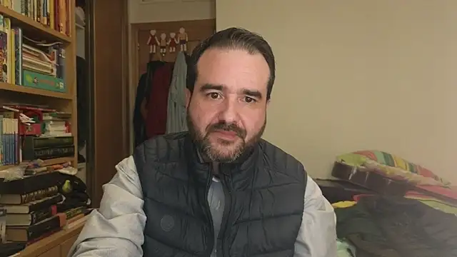 curiosillo83 online show from February 4, 2026, 6:36 pm