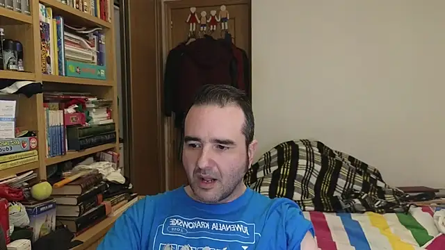 curiosillo83 online show from April 19, 2026, 9:54 am