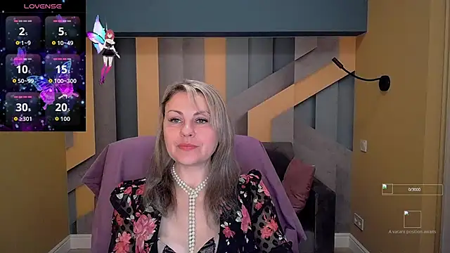 Snapshot of Candy_Long chatting on November 18, 2025, 6:28 am Candy Long online show from November 18, 2025, 6:28 am