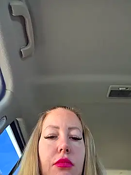 Snapshot of Jassy_Foxy chatting on February 17, 2026, 11:07 am Jassy Foxy online show from February 17, 2026, 11:07 am