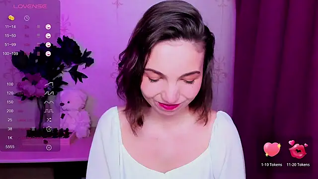 KindHazelHere  online show from March 14, 2026, 6:14 pm