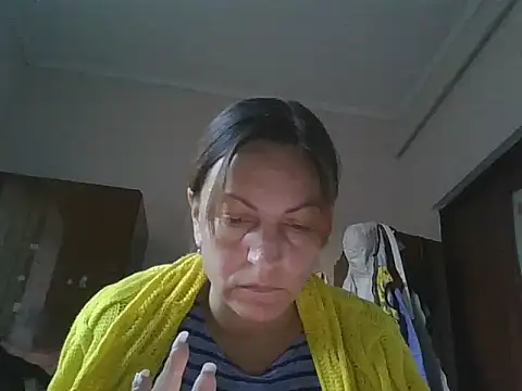 ShawnaAdams online show from September 16, 2025, 3:35 pm